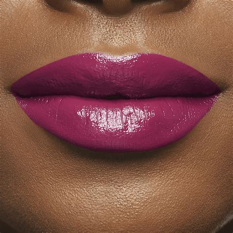 Unlock the Beauty Spell: Harnessing the Power of Kiwi-Lipstick Combination
